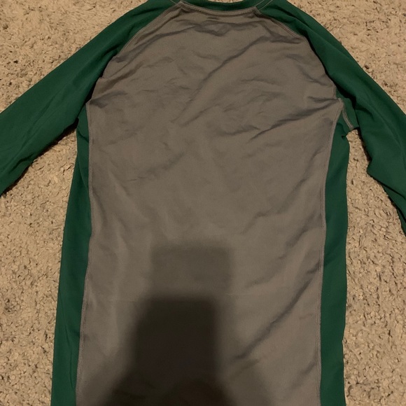 Compression Shirt - Picture 2 of 3